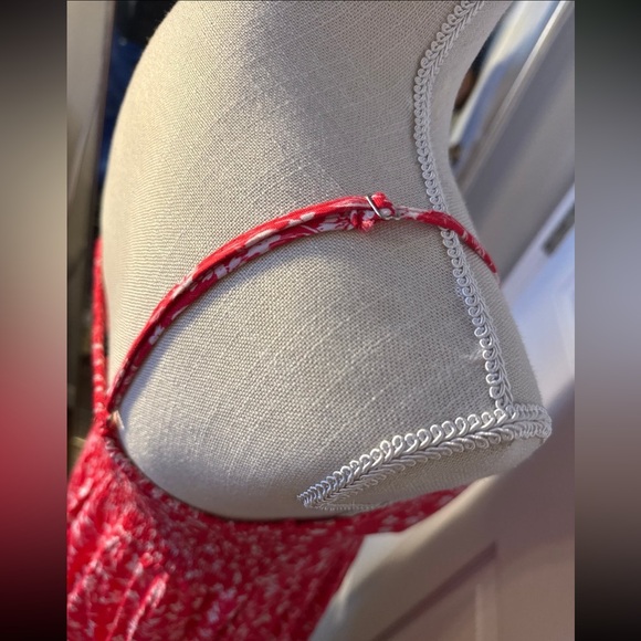 Skinny strap red floral summer dress - Picture 4 of 4